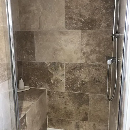 Et Lumineux * קוסאד